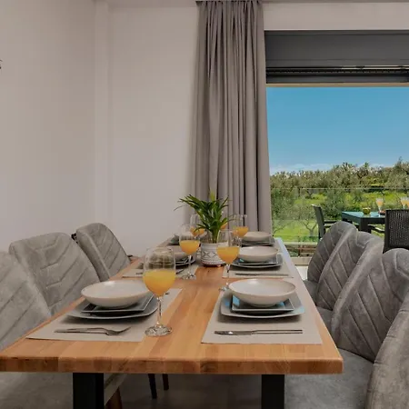 Azor Luxury Villa I Mouzákion Buitenkant foto