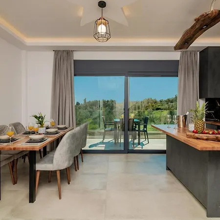 Azor Luxury Villa I Mouzákion Buitenkant foto